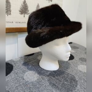 Vintage Mink Fur Cloche Hat (Dark Brown)